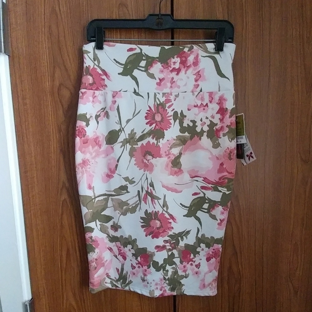 Silhouette NYC skirt